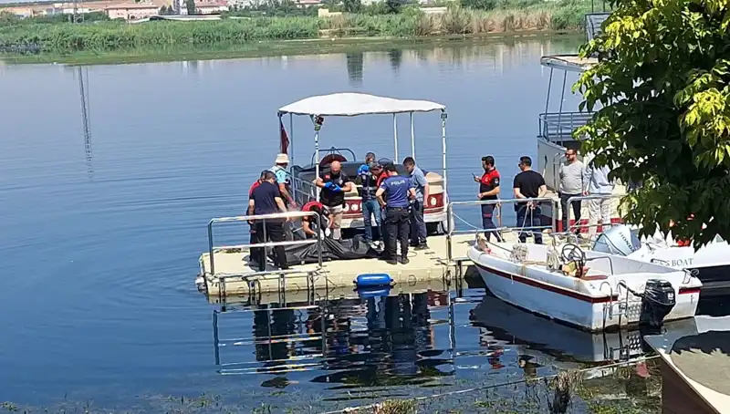 Fırat Nehri'nde Gizemli Erkek Cesedi Bulundu: Ayrıntılar ve Olası Sebepler