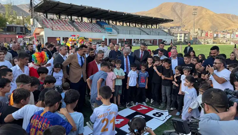 Hakkari'de Birlik, Beraberlik ve Coşku: Anadolu Şenliği