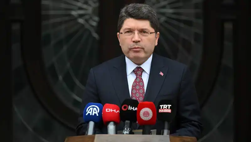 İmralı Heyeti ve Adalet Bakanı Tunç Arasında Kritik Görüşme