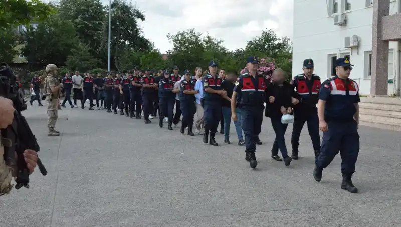 Hacizli Araçları Yasal Olmayan Şekilde Satışa Çıkardılar: İşte Detaylar