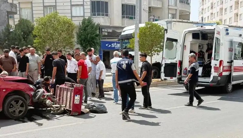 Mardin'de Trafik Kazasında İki Kişi Yaralandı: Olayın Detayları