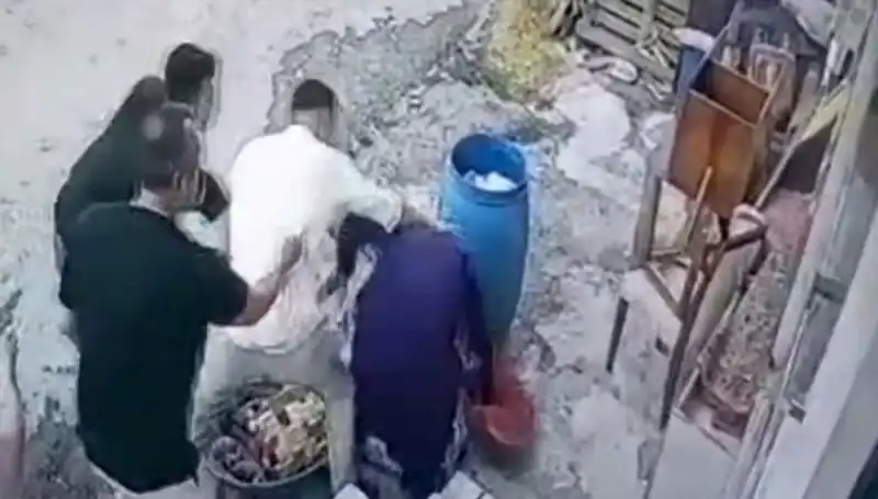 Başakşehir'de Baba ve Oğulun İşlediği Şok Edici Darp Olayı
