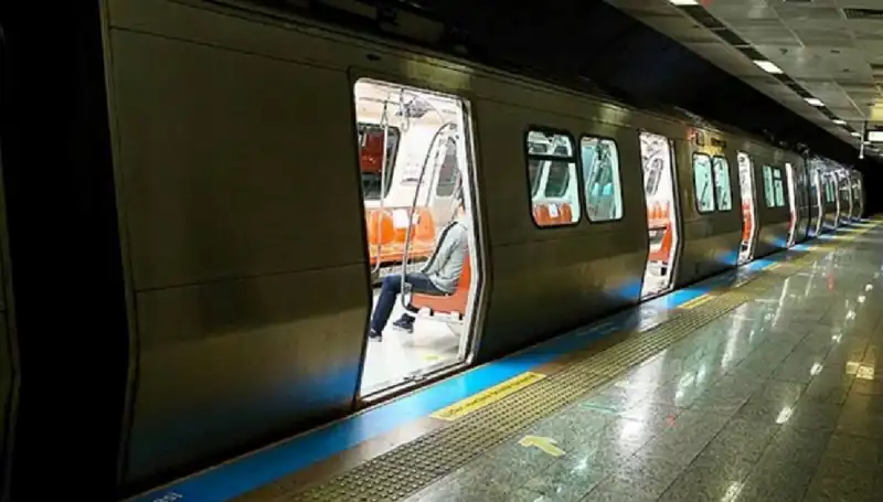 İstanbul'da Kapatılacak Metro Durakları: Seyahat Planlarınızı Gözden Geçirin!