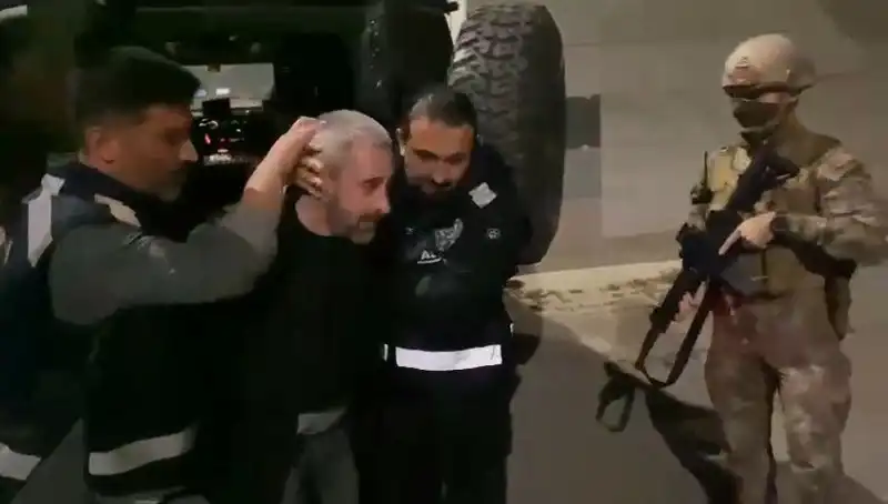 Kardeş Katili Yakalandı: 213 Saatlik Görüntü İle Suç Delili Bulundu