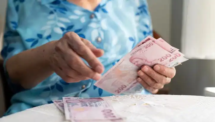 Dolandırıcılar Emeklilere Yöneldi: Yeni Taktikler ve Korunma Yolları