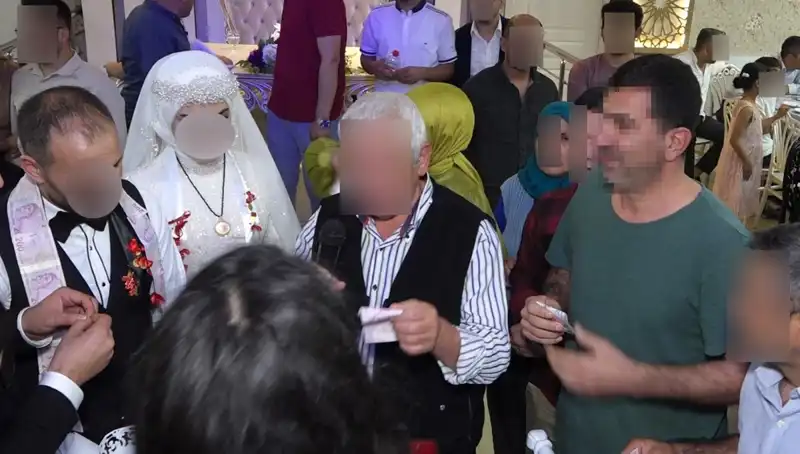 Düğün Davetiyesiz Giden Kadının Şok Edici İtirafları