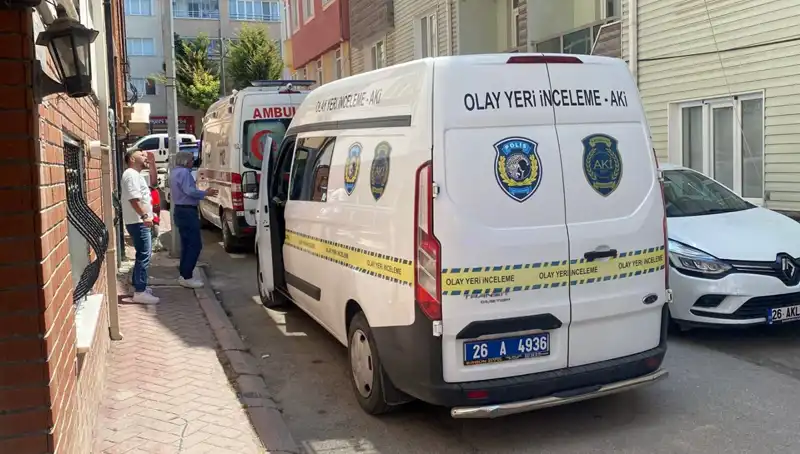 İki Çocuk Babası Adamın Evinin İçinde Gizemli Ölümü Şok Yarattı