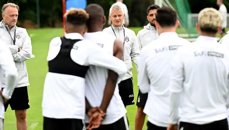 Solskjaer'den Futbolculara Sert Eleştiriler: Takım Moralini Kaybetti mi?