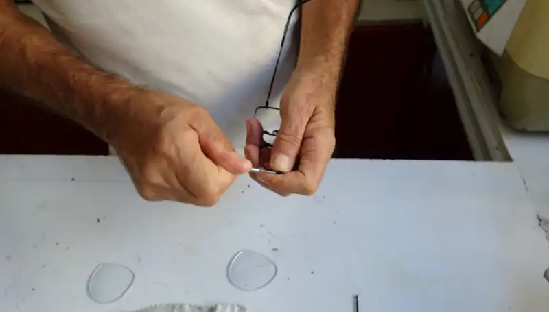 Teknolojinin Dönüşümüne Rağmen Geleneksel Yöntemlerle Mesleğini Sürdürüyor