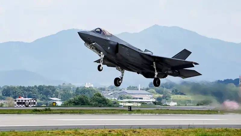 Hindistan, ABD'nin F-35 Uçak Satış Teklifini Neden Reddetti?