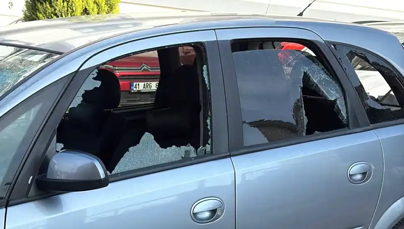 Silahlı Kavga Komşuları Karıştırdı: Bir Can Gitti, Üç Yaralı!