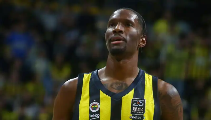 Nigel Hayes-Davis'in Yeni Takımı Hakkında Tüm Bilgiler