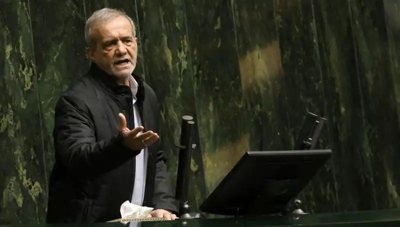 Ekonomik Kriz Ortasında İran Başbakan Yardımcısının Lüks Seyahati Tepki Topladı