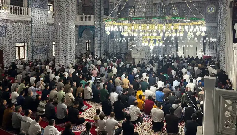 Iğdır'da Geleneksel Bayram Namazı Coşkusu Yaşandı