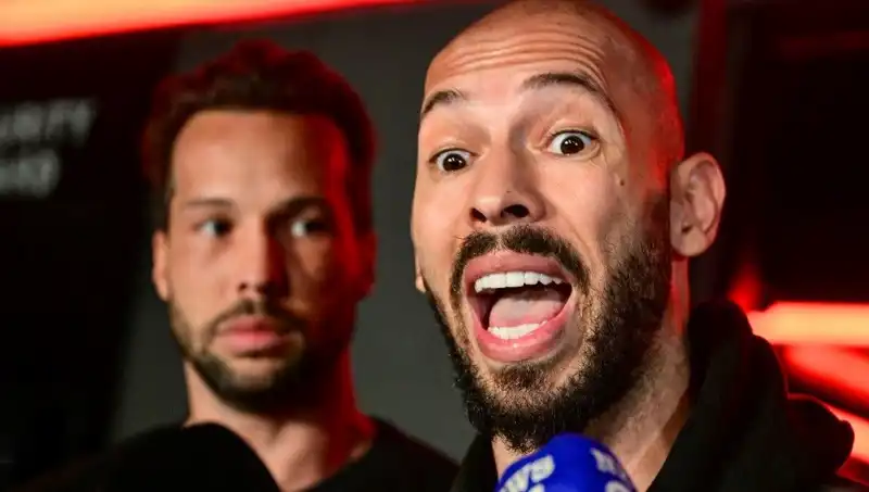 Cinsel İstismar Suçlusu Influencer Romanya'ya Dönüş Yaptı: Tepkiler Çığ Gibi Büyüyor