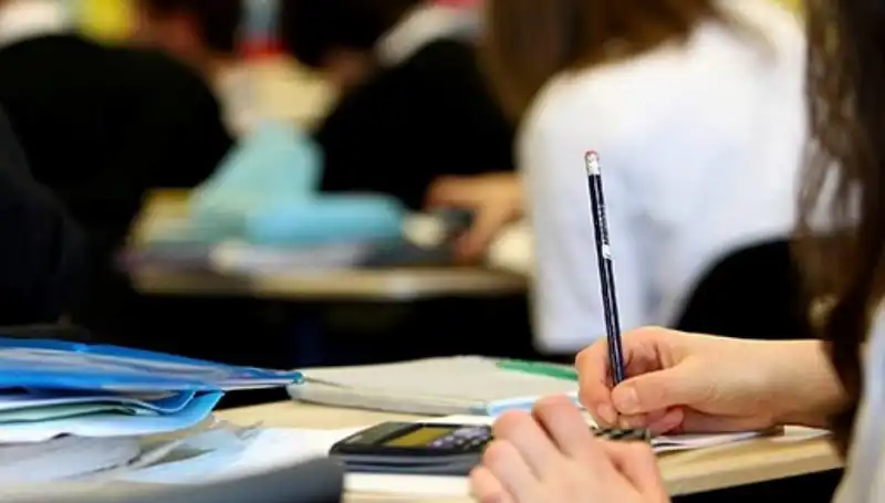 Üniversite Kontenjanlarındaki Düşüş: Eğitim Düzeninde Ne Değişiyor?