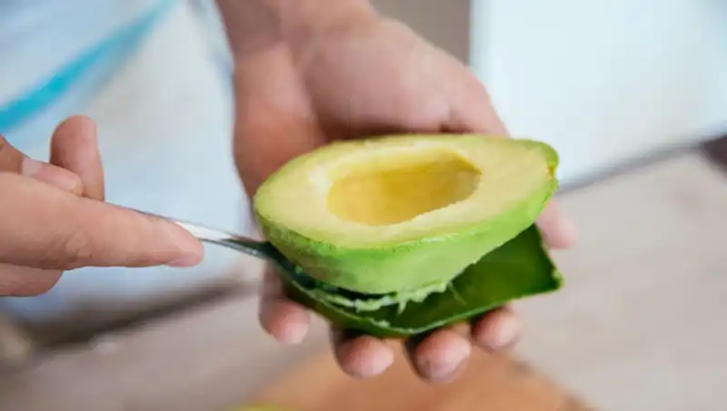 Avokado Yağlarının Sağlığa Faydaları: Gıda Dünyasının Süperstarı