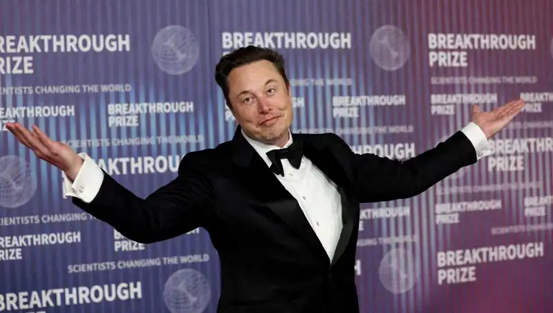 Elon Musk, X'in Yeni Mesajlaşma Uygulaması ile Flört Dönemini Başlatıyor