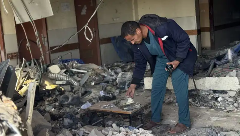 İsrail Ordusu Nasır Hastanesi'ni Bombaladı: 5 Kişi Hayatını Kaybetti