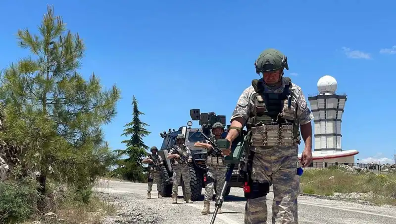 Mehmetçik Bayramda Nöbette: Vatan Savunmasında Duygusal Anlar