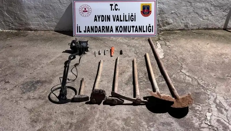Aydın’da Kaçak Kazı Operasyonu: Suçüstü Yakalanan 5 Kişi