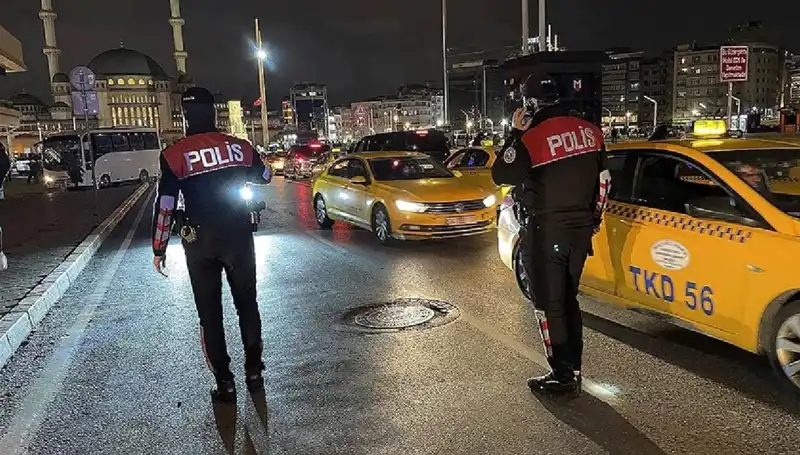 İstanbul'da "Huzur Operasyonu": Tek Gece de 873 Gözaltı!