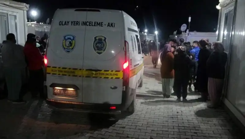 Silahlı Husumet Büyüdü: Kanlı Kavga Sokakları Cani Bir Baruta Dönüştürdü