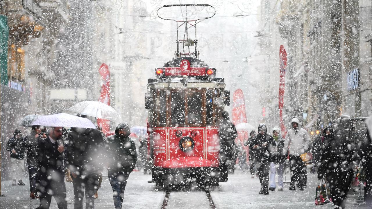 Hafta Sonu Eğitimleri İçin Kurslarda Ara