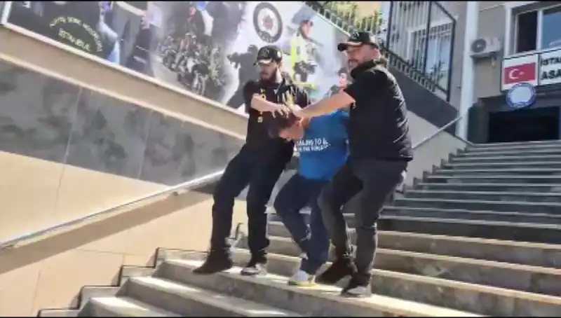 Ümraniye’de 600 Bin Liralık Gasp: Film Gibi Takip İle Yakalandılar!
