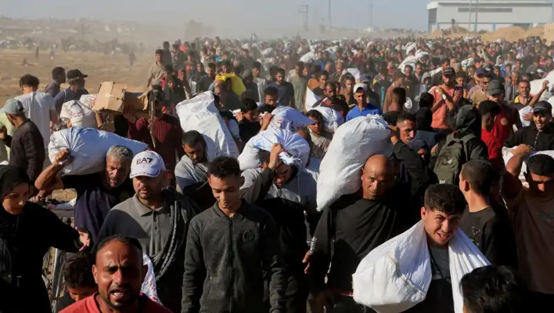 Han Yunus’ta Israrlı Kuşatma: İsrail Ordusu 15 Kilometrelik Koridor Açtı
