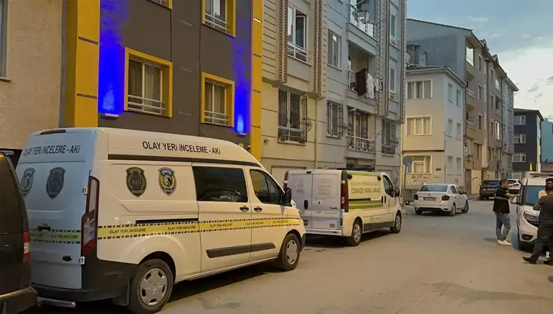Apartman Merdiveninde Şüpheli Ölüm: Polis Soruşturması Başlatıldı