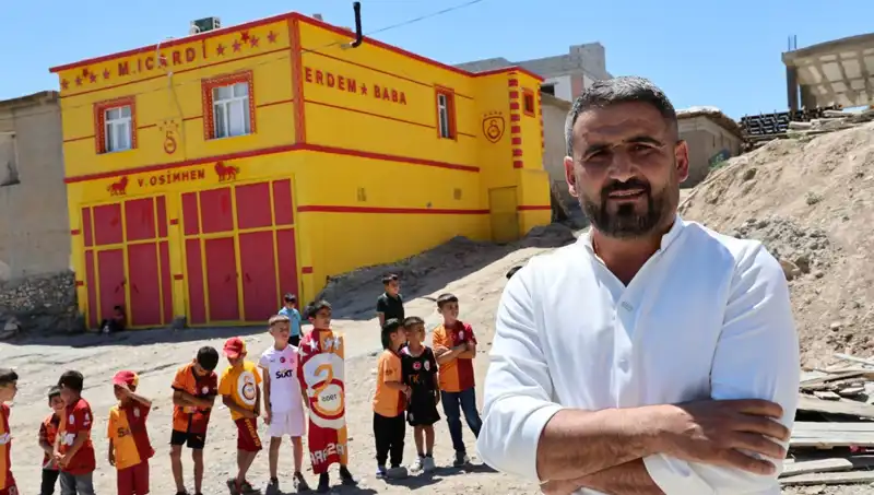 Taraftarın İnanılmaz Hareketi: Evine Icardi ve Osimhen Yazdırdı!