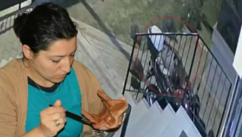 5'inci Kattan Düşüp Hayatını Kaybeden Tuğba'nın Ölümünde Esrarengiz Detaylar