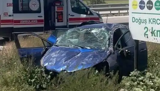Kontrolden Çıkan Araç Takla Attı: Kazanın Detayları ve Yaralıların Durumu