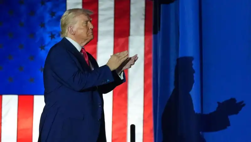 Trump, İlk 100 Günde Ülkenin Tarihinde Bir Dönüm Noktası Yaşadı