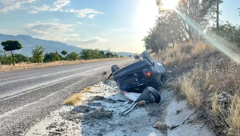 Adıyaman'da Otomobil Kazası: Takla Atan Araçta Yaşananlar Şoke Etti